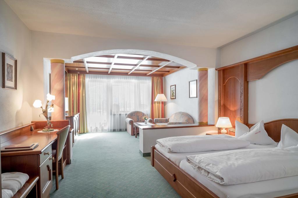 Wellness & Relax Hotel Milderer Hof Neustift im Stubaital Eksteriør bilde